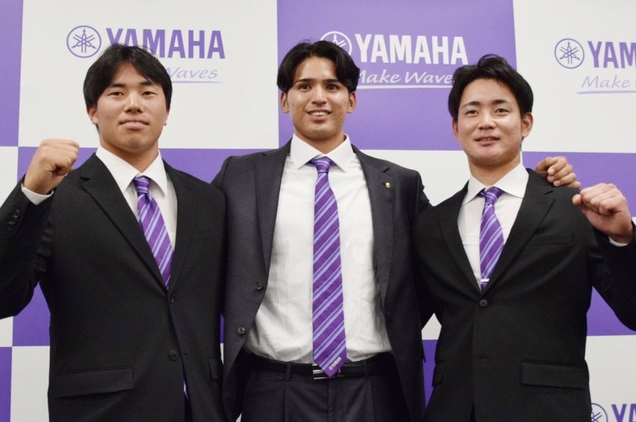 ドラフトウラ話「ビックリ3人指名」西武3位、阪神4位、中日6位… “浜松の音響メーカー”ヤマハ野球部のナゾ「監督は元総務部」現地で取材＜Number Web＞ photograph by JIJI PRESS