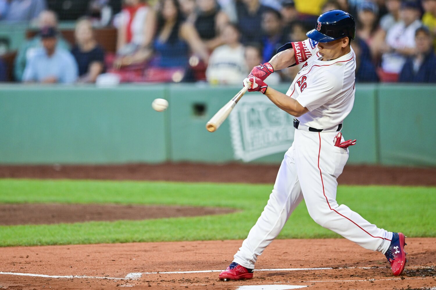 メジャー復帰戦で3安打をマークした吉田　©Getty Images