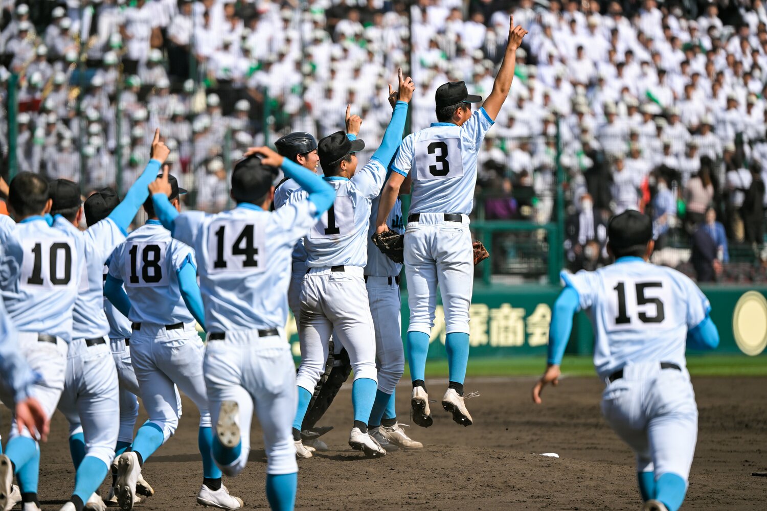 センバツで優勝した山梨学院の選手たち　©Nanae Suzuki