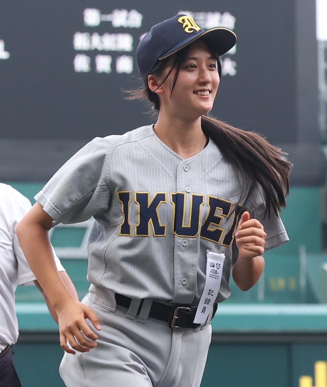 名門・仙台育英初の女子部員ということで注目が集まる星　©JIJI PRESS