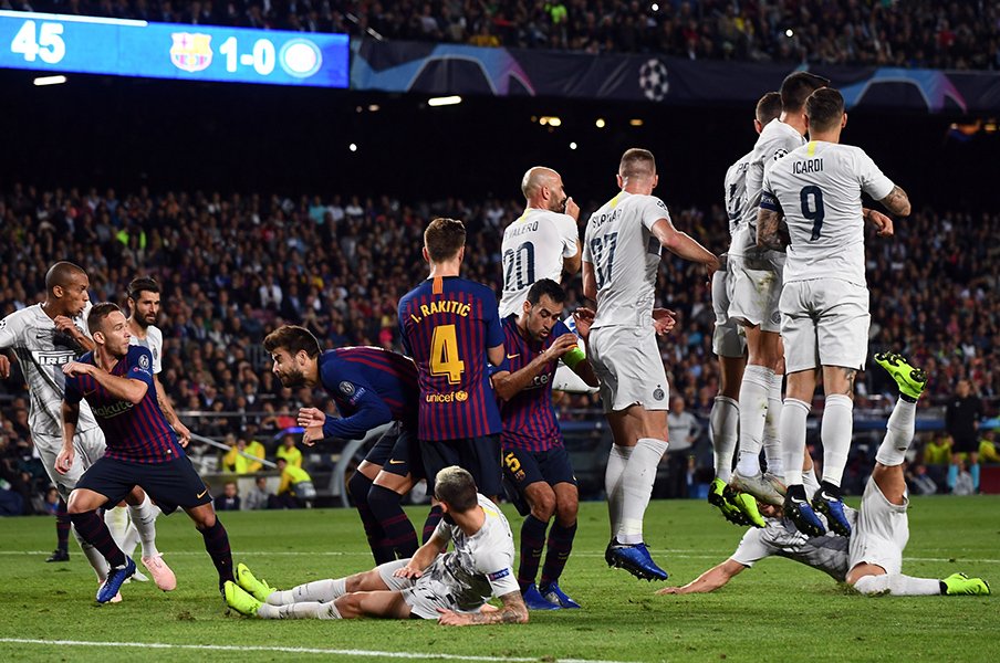 この日のインテルは懸命に“すべっていた”　©Getty Images