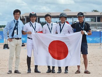 馬術の世界選手権でメダルに肉薄！「日本もいるぞと存在感を示せた」＜Number Web＞ photograph by Azusa Kitano