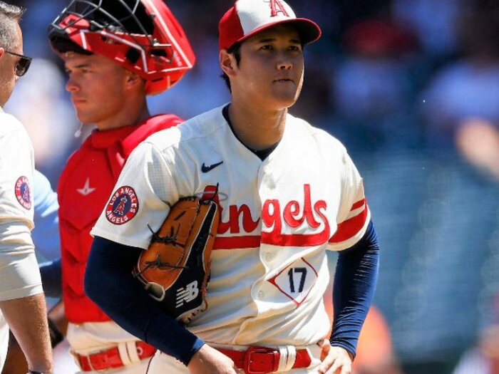 大谷翔平の靭帯損傷は“誰の責任”なのか? ケガまでの数日間にあった、エンゼルスと大谷の決定的なミス「彼は手術を受けるのではないか」<Number Web> photograph by JIJI PRESS