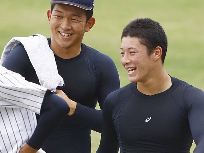 吉田輝星が浴びた韓国流ホームラン。日本で流行らない「引き腕打法」。＜Number Web＞ photograph by Kyodo News