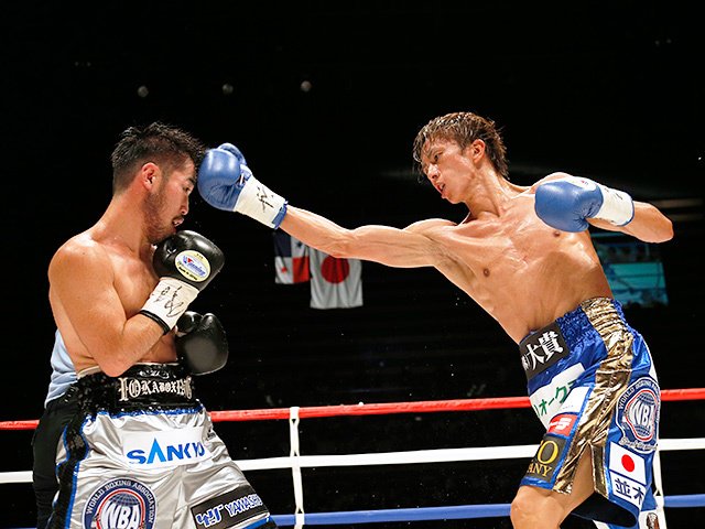 ボクシングポスター 内山高志 vs ジョムトーン 田口良一 vs