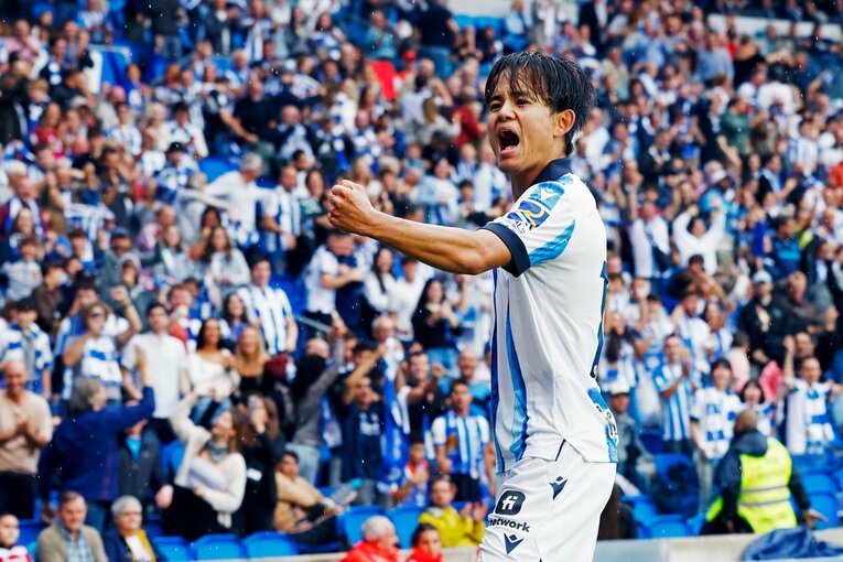 熱狂のスタジアムと共鳴する久保の渾身ガッツポーズ（グラナダ戦）　©Daisuke Nakashima