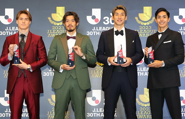 昨季、ヴィッセル神戸の初優勝に欠かせなかった「四天王」。DF酒井高徳、MF山口蛍、FW大迫勇也、FW武藤嘉紀（左から）　©Getty Images