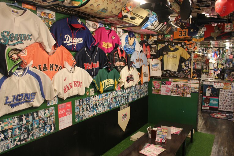 リリーズ神田スタジアムの店内　©Number Web