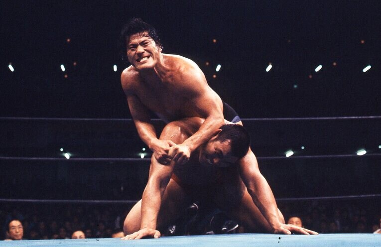 アントニオ猪木vs坂口征二（1978年撮影）　©AFLO