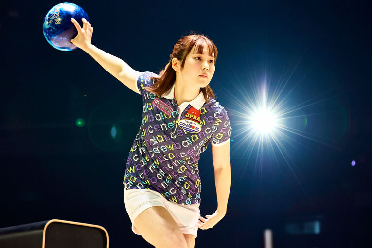 プロボウラー部門女子3位の坂本かやプロ　©Kayo Sekiguchi