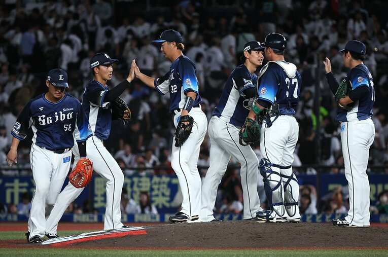 西武ライオンズの中ではどんな“データ野球革命”が起きているのか ／ photograph by JIJI PRESS