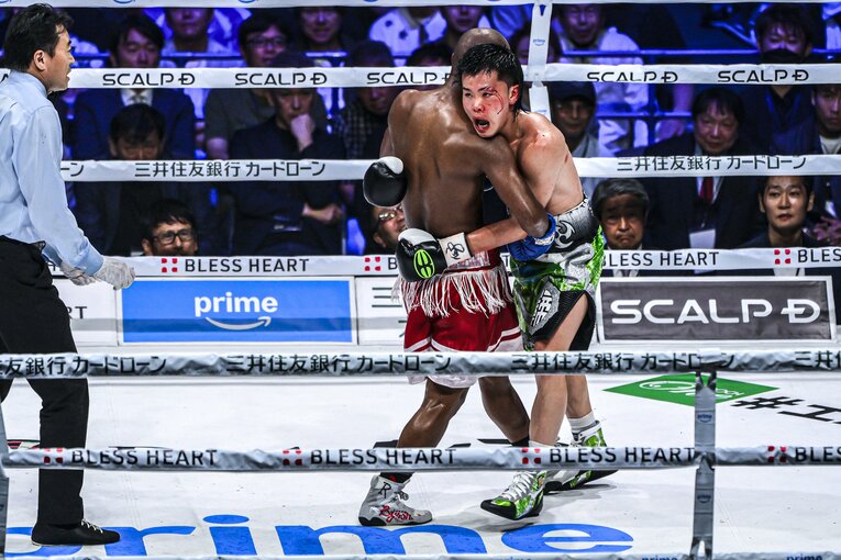 那須川天心vs.ビクトル・サンティリャン　©︎Takuya Sugiyama