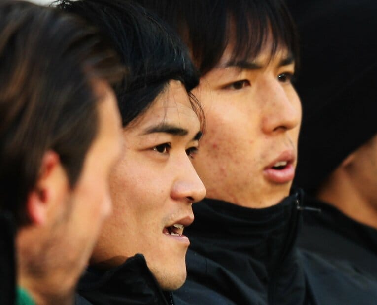 2009年1月の大久保と長谷部　©Getty Images